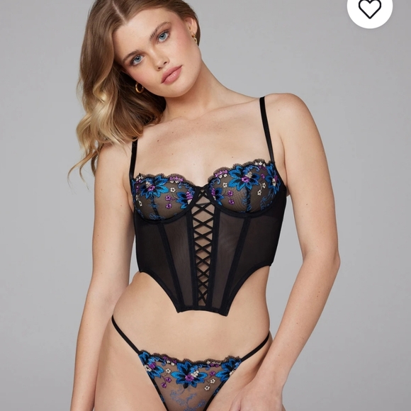Savage X Fenty Other - Traded NWT SAVAGEXFENTY Wallflower Bustier & Matching Thong Size Large